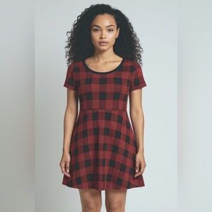 Element Eden Red and Black Plaid Waffle Thermal Plaid Skater Dress Size Medium
